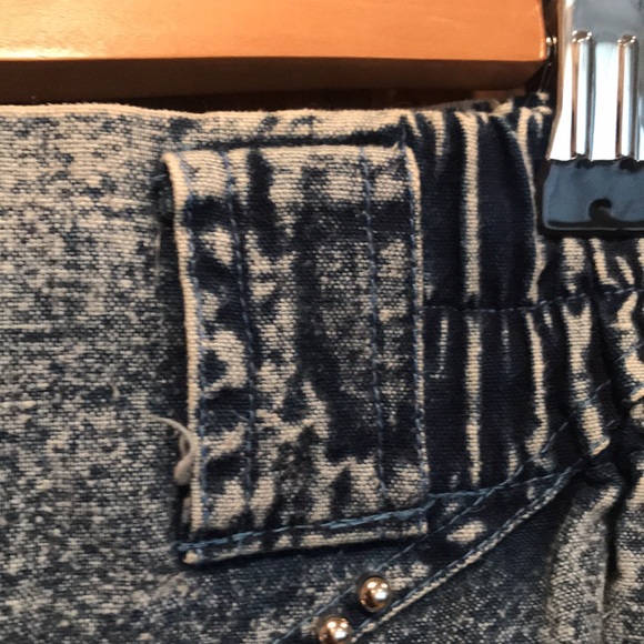 Vintage Acid Wash Denim Skirt - Picture 9 of 14